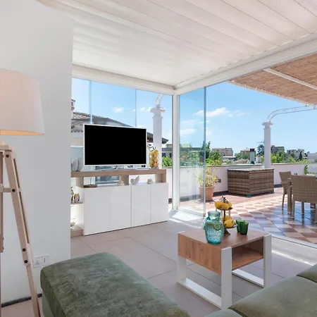 Francesca - Private Pool Villa *