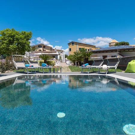 Francesca - Private Pool Villa *
